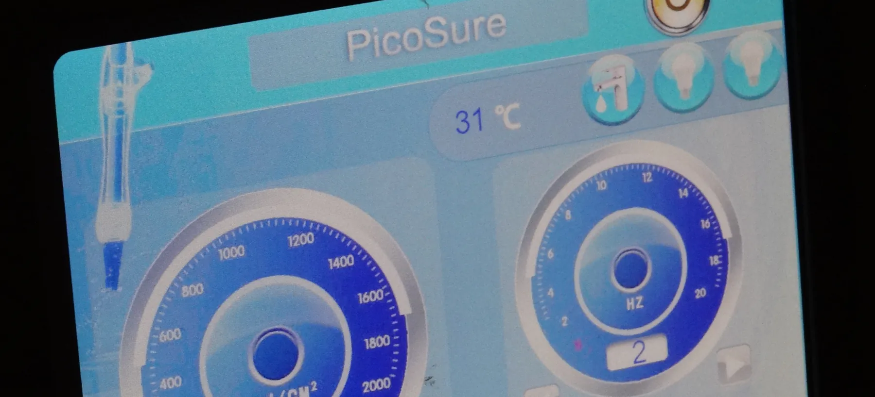 The pico laser console showing treatment settings
