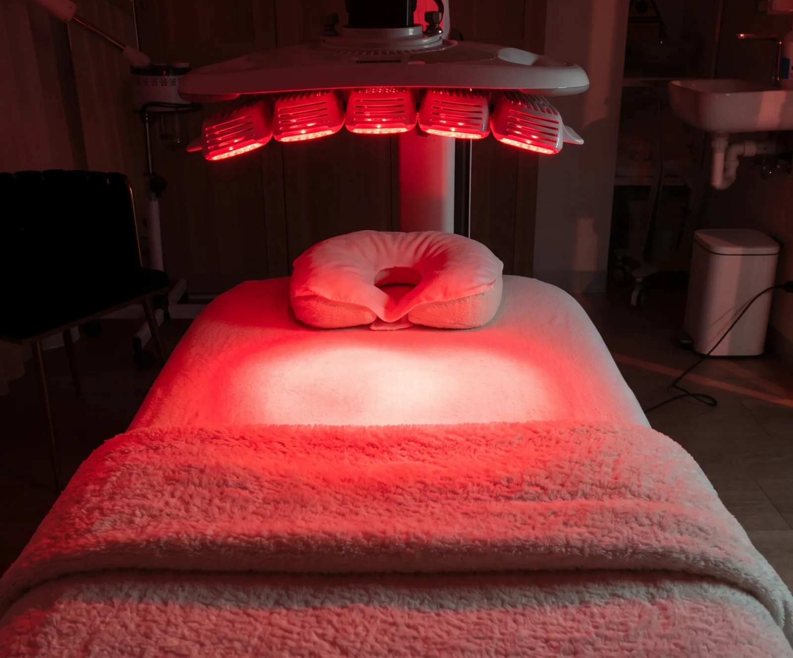 LED light therapy equipment prepared in a neoSKiN treatment room