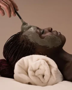 Professional neoSKiN facial treatment